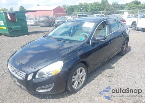2012 Volvo S60 T5 z USA, uszkodzony, nr VIN YV1622FS6C2130344